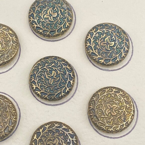 Antique Brass Floral Button Set 7 Victorian Art Nouveau Raised Vine Patina c1900 - Picture 2 of 6